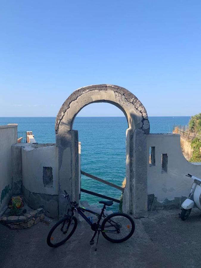 Villa Tambu A Mare Augusta Exterior foto